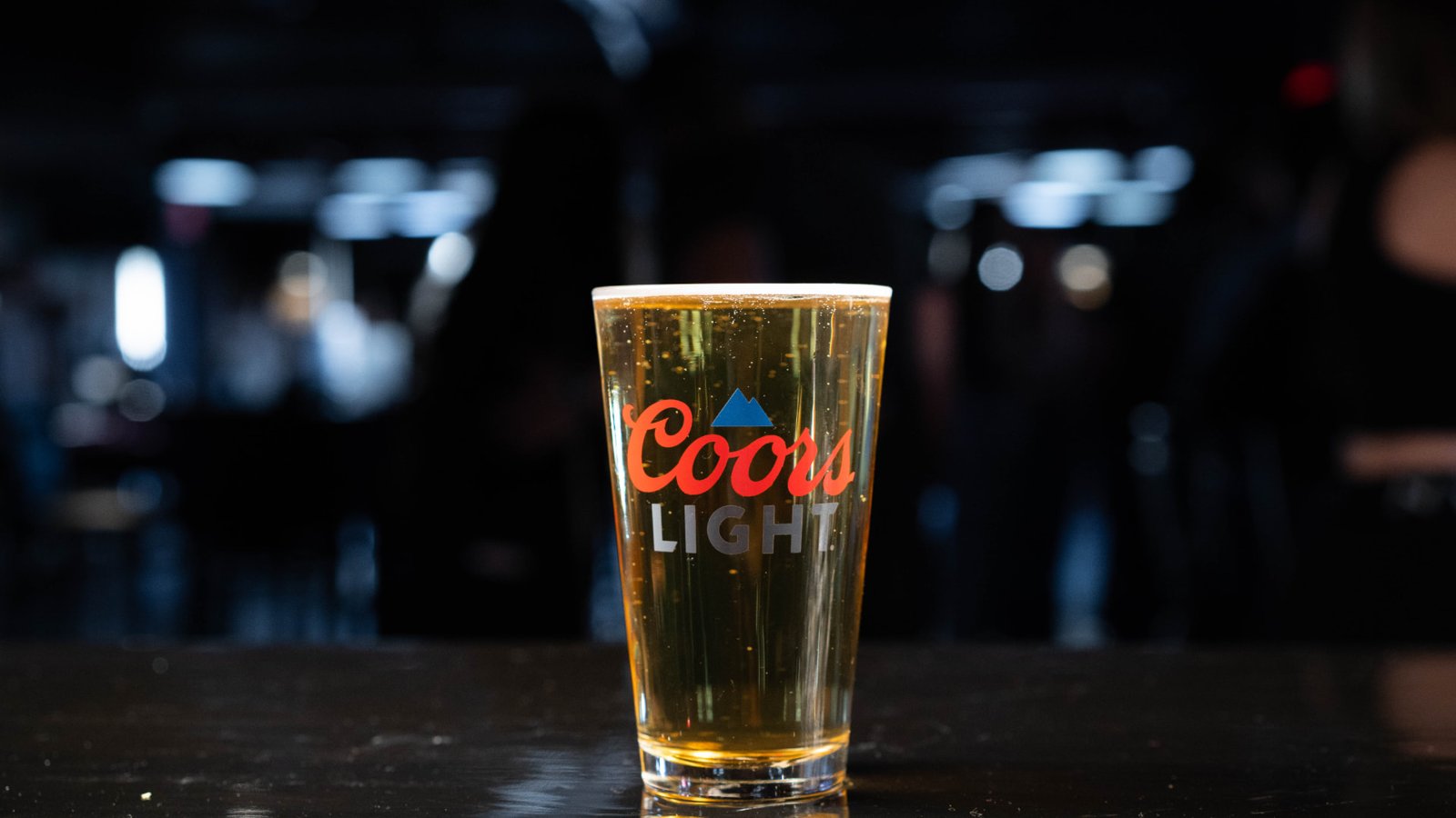 Cocktails & Cold Beer at Rack Scottsdale