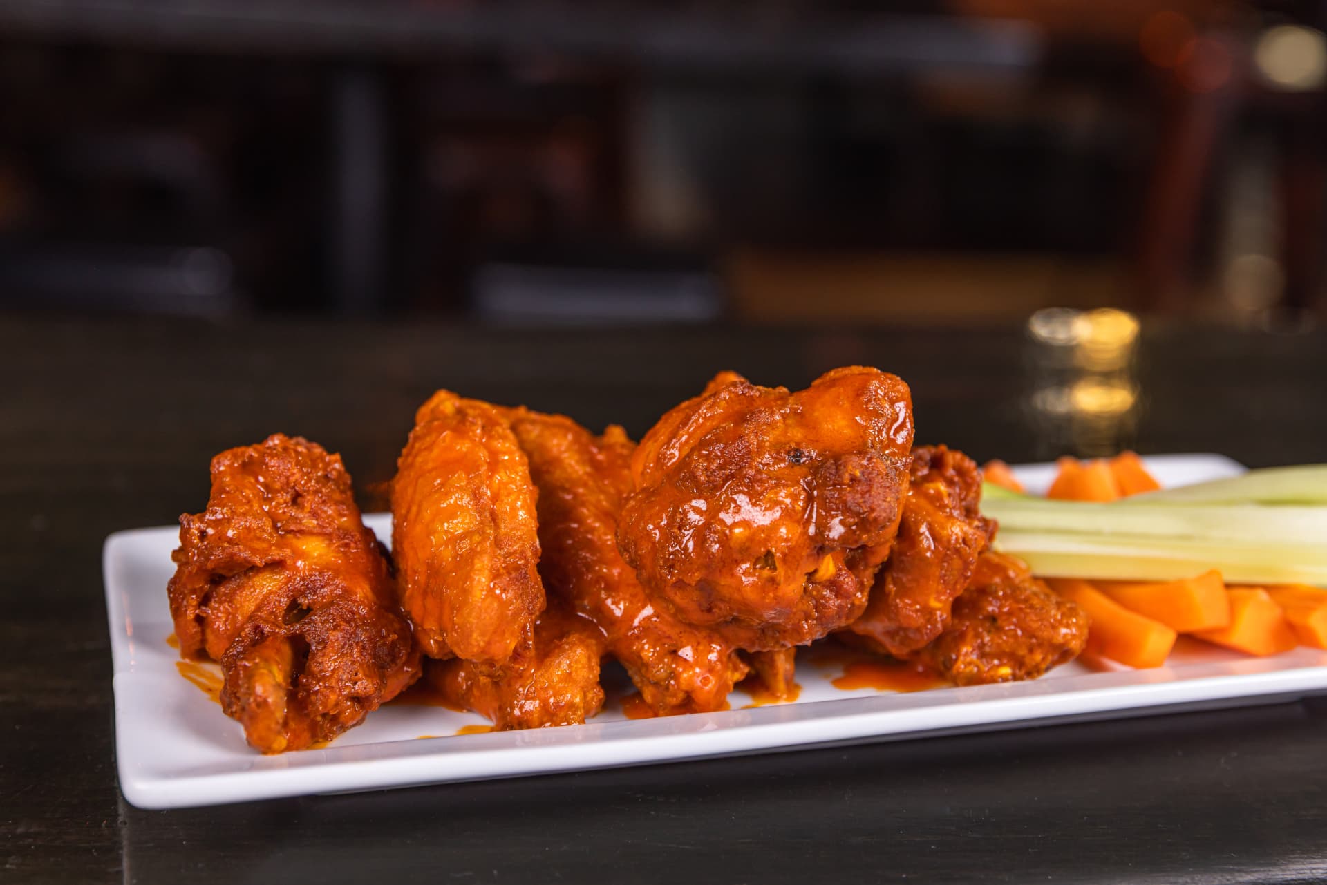 Wings & Shareables at Rack Scottsdale